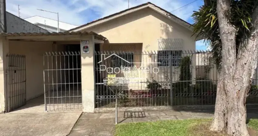 Casa com 3 quartos à venda na Rua Frederico Maurer, Boqueirão, Curitiba