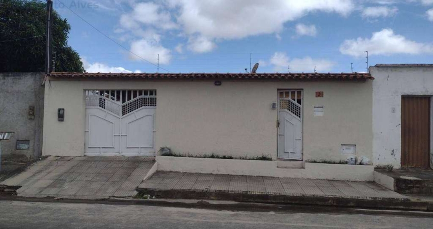 Casa com 2 dormitórios à venda, 120 m² por R$ 350.000 - Felícia - Vitória da Conquista/BA