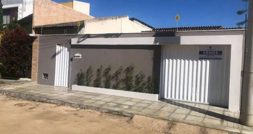 Casa com 3 dormitórios à venda, 115 m² por R$ 650.000 - Boa Vista - Vitória da Conquista/BA