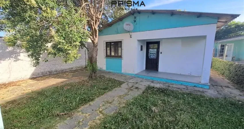 3 dormitórios, banheiro, ampla cozinha, área de serviço e pátio