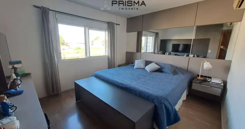 2 dormitórios mobiliado, sacada, lareira, churrasqueira, box garagem para 2 carr