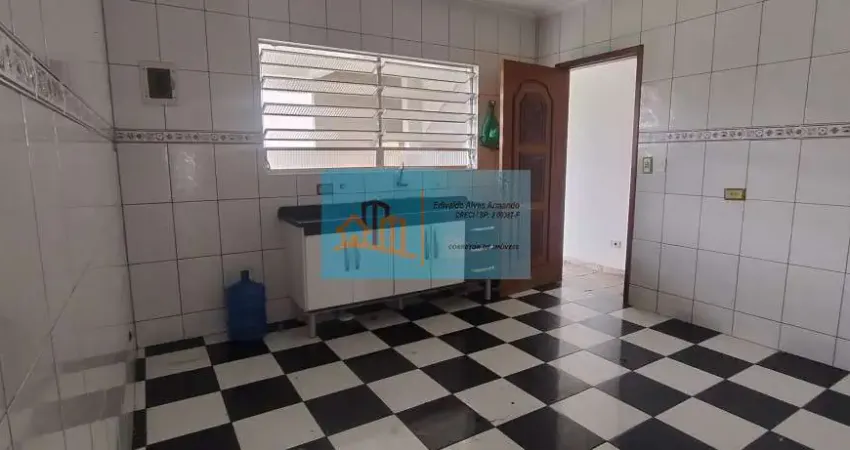 Casa com 2 quartos para alugar na Rua Maria Santos Ferreira, 66, Jardim Myrna II, São Paulo