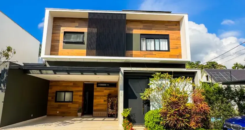 Casa em condomínio fechado com 3 quartos à venda na Rua Araranguá, América, Joinville