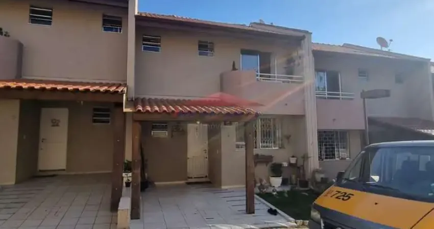 Sobrado em condomínio no uberaba - curitiba-pr: 3 quartos, 1 suíte, sala ampla, 3 banheiros, 1 vaga, 113,20 m². venda ou locação!