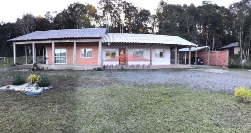 Òtima chacara localizada em Piraquara-PR.