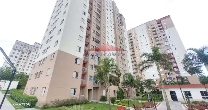Apartamento à venda em Curitiba-PR, no bairro Pinheirinho! 2 quartos, 1 sala para dois ambientes, 1 banheiro, 1 vaga de garagem. Venha conferir!