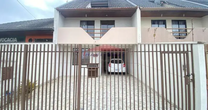 Sobrado à venda em Curitiba-PR, Jardim das Américas: 3 quartos, sendo 1 suíte, 2 salas, 3 banheiros, 3 vagas, 145m². Imperdível!