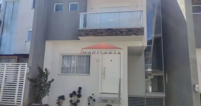 Sobrado para venda em curitiba-pr, uberaba: 3 quartos, sendo 1 suíte, 1 sala ampla para dois ambientes, 3 banheiros, 3 vagas, 201 m² de área.