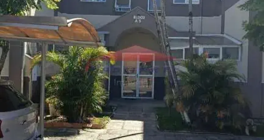 Venda de apartamento de 3 quartos no uberaba, curitiba-pr 2 salas, 1 banheiro, 1 vaga de garagem 61m² de área