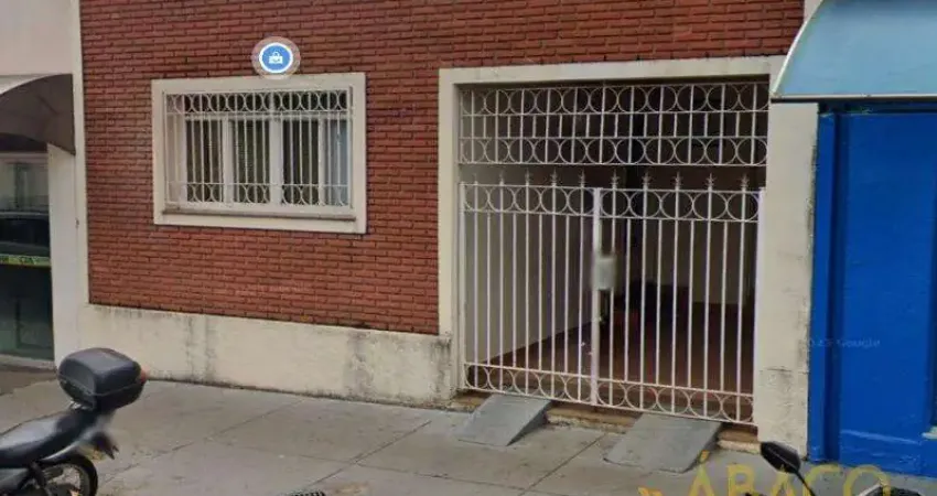 Casa com 3 quartos para alugar no Centro, São Carlos 