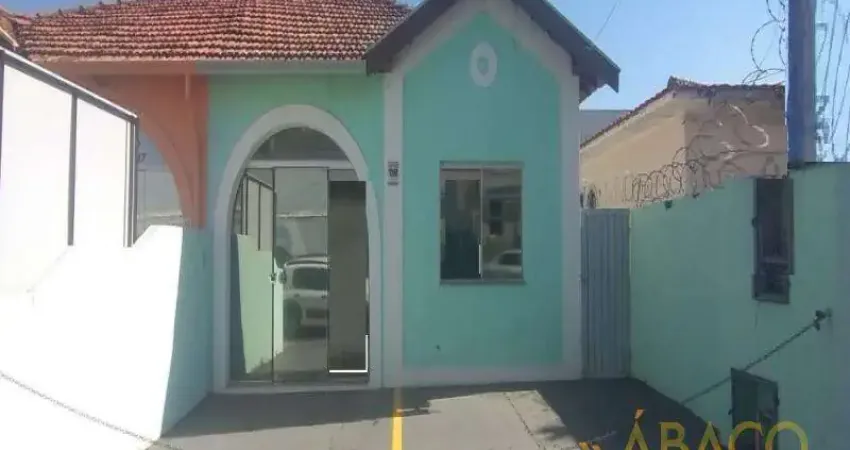 Casa comercial para alugar no Centro, São Carlos 