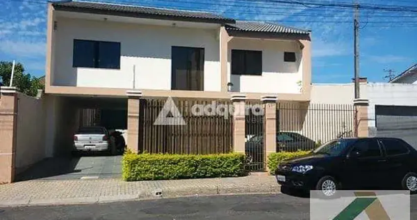 Casa à venda 5 Quartos, 3 Suites, 10 Vagas, 520M², Centro, Ponta Grossa - PR
