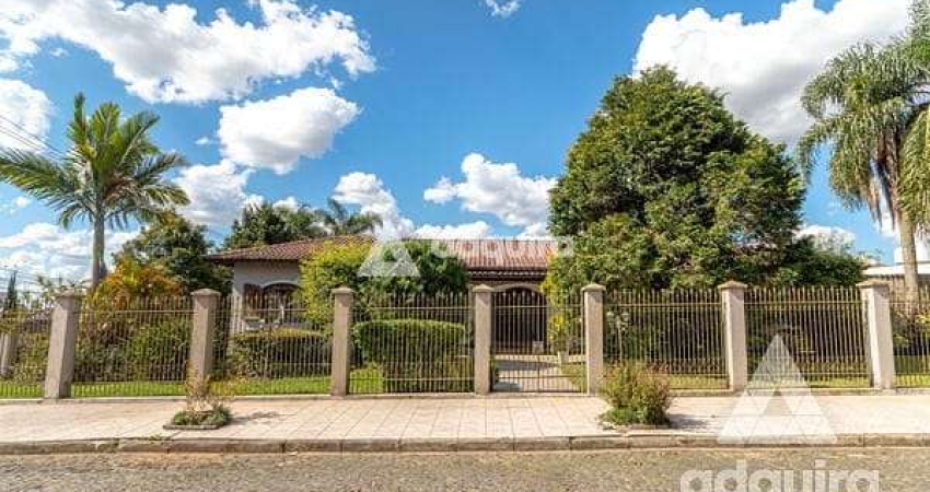 Casa à venda 4 Quartos, 2 Suites, 6 Vagas, 924M², Centro, Ponta Grossa - PR