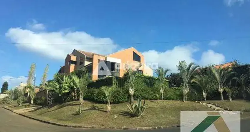 Casa à venda 6 Quartos, 2 Suites, 5 Vagas, 1980M², Jardim Carvalho, Ponta Grossa - PR
