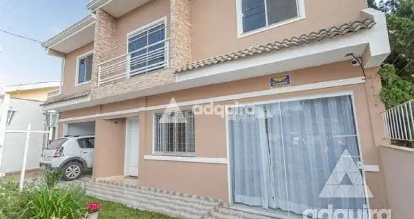 Casa à venda 5 Quartos, 2 Suites, 2 Vagas, 325M², Neves, Ponta Grossa - PR