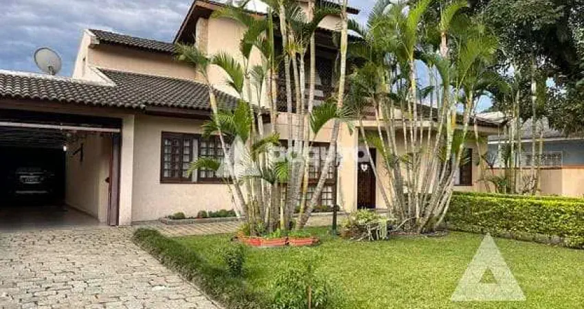 Casa à venda 4 Quartos, 2 Suites, 6 Vagas, 495M², Orfãs, Ponta Grossa - PR