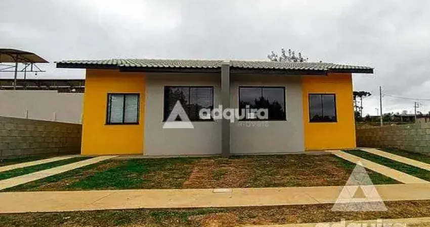 Casa à venda 2 Quartos, 1 Vaga, 43.99M², Uvaranas, Ponta Grossa - PR