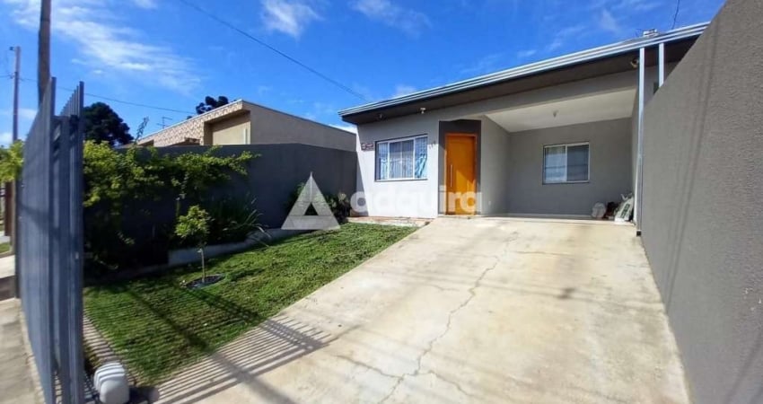 PREVISÃO DE LIBERAÇÃO: JULHO/25 -  Casa no Bairro Uvaranas, 3 quartos, Edícula com Churrasqueira