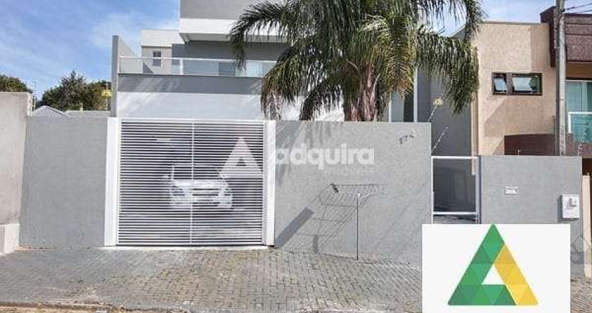 Sobrado para venda 3 Quartos, 1 Suite, 2 Vagas, 200.26M², Uvaranas, Ponta Grossa - PR