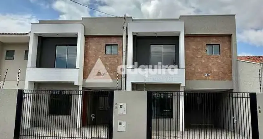 Sobrado à venda com 3 quartos, no bairro Nova Rússia, Ponta Grossa, PR