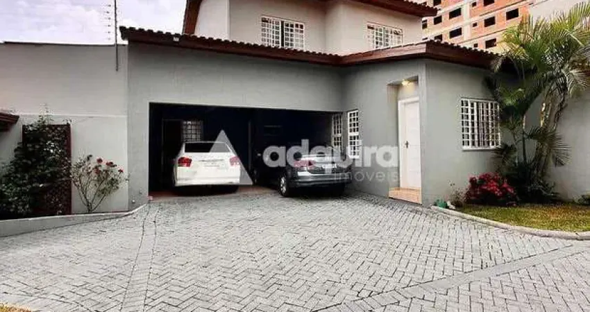 Sobrado em Condomínio à venda - 03 quartos (01 suíte), 03 banheiros, 02 vagas de garagem e 171,66m²