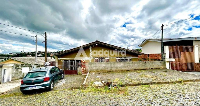 Casa Térrea  à venda. Próxima a BR-376, com 490m² de terreno e 123,21m² de área útil. Chapada, Pont