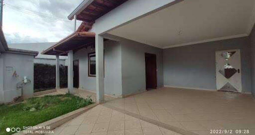 Casa térrea para  venda ou locação no bairro Giovanini