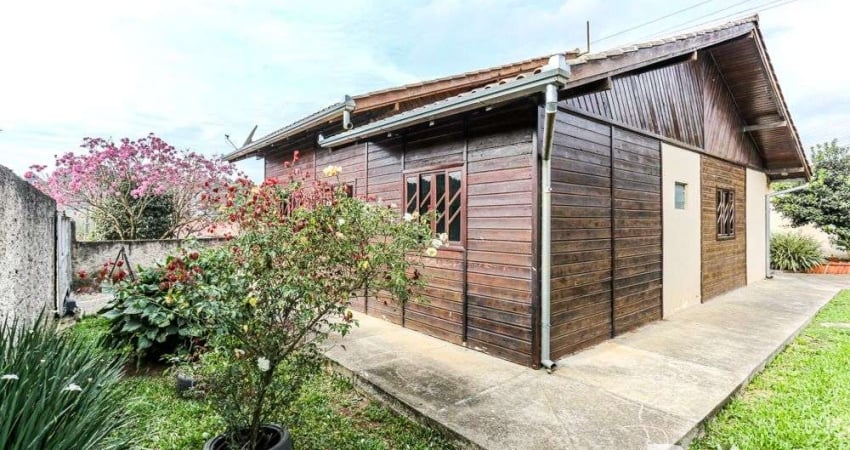 CASA LINDA EM GRANDE TERRENO (534m2) - NO BAIRRO VILA NOVA / MAFRA - R$ 300.000