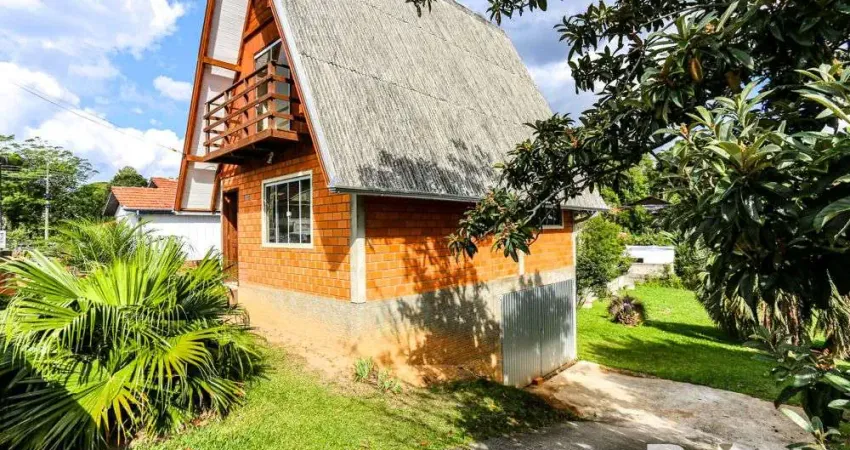 Casa estilo chalé - terreno enorme (986,00m2) - Centro - Rio Negro/Pr.