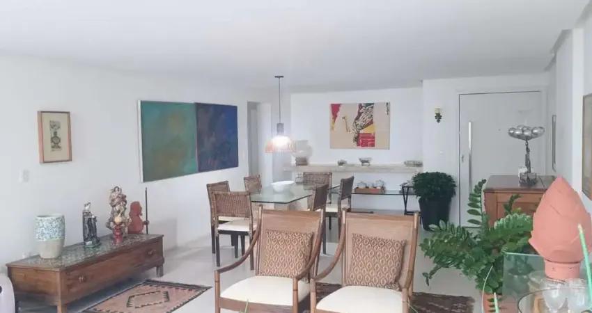 Apartamento à venda com 04 quartos, 02 vagas, na Rua dos Navegantes, Boa Viagem, Recife-PE.praia.a