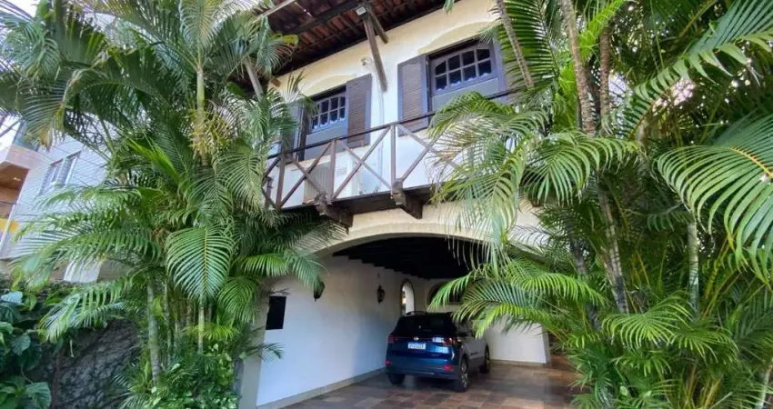 Casa com 4 dormitórios à venda, 350 m² por R$ 1.500.000,00 - Piedade - Jaboatão dos Guararapes/PE