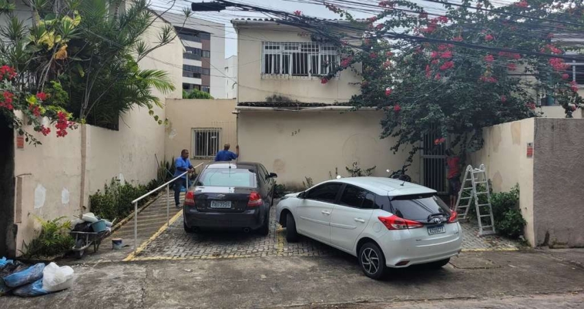 Casa comercial com 4 salas para alugar na Rua Oliveira Góes, 226, Poço da Panela, Recife