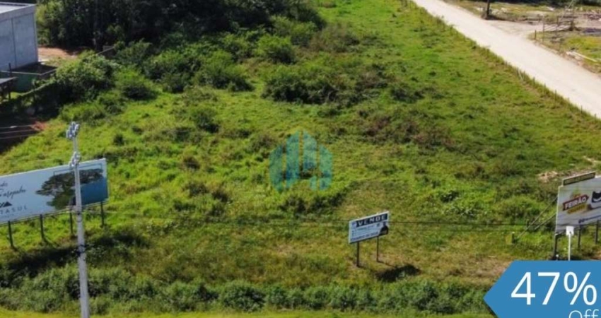 Amplo Terreno de Esquina, Comercial e Industrial, à Beira da Marginal da BR - 101!