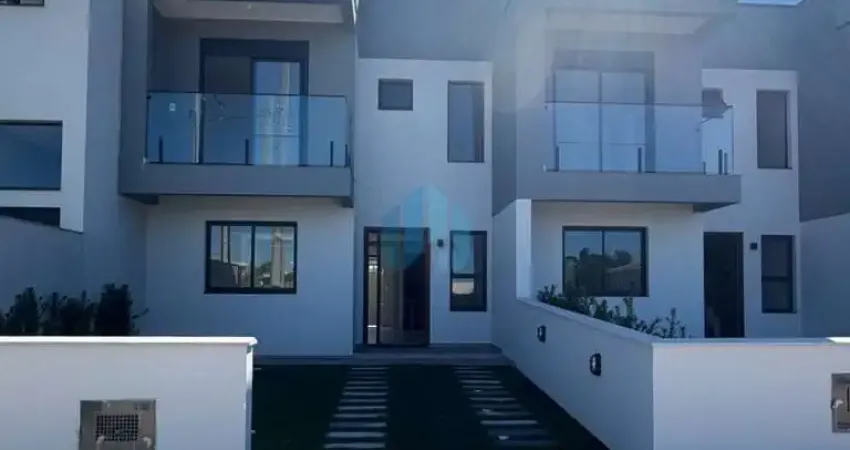 Belos Sobrados Localizados no bairro Palhocinha, em Garopaba!