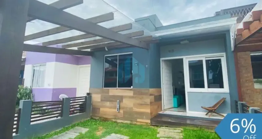 Casa Toda Mobiliada Próxima ao Centro e das Mais Belas Praias de Garopaba!
