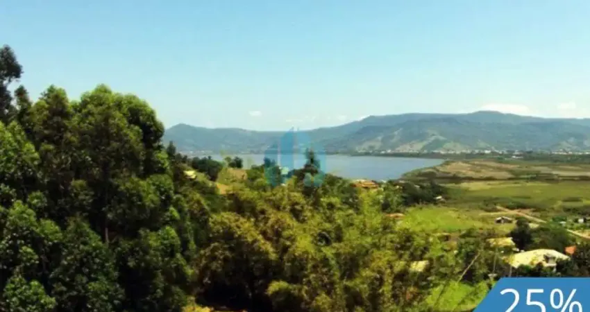 Amplo Terreno com Linda Vista p/ Lagoa, Bairro Ferrugem, em Garopaba!