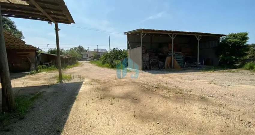 Imóvel Comercial a 50 m da BR 101, Bairro Araçatuba, em Imbituba!