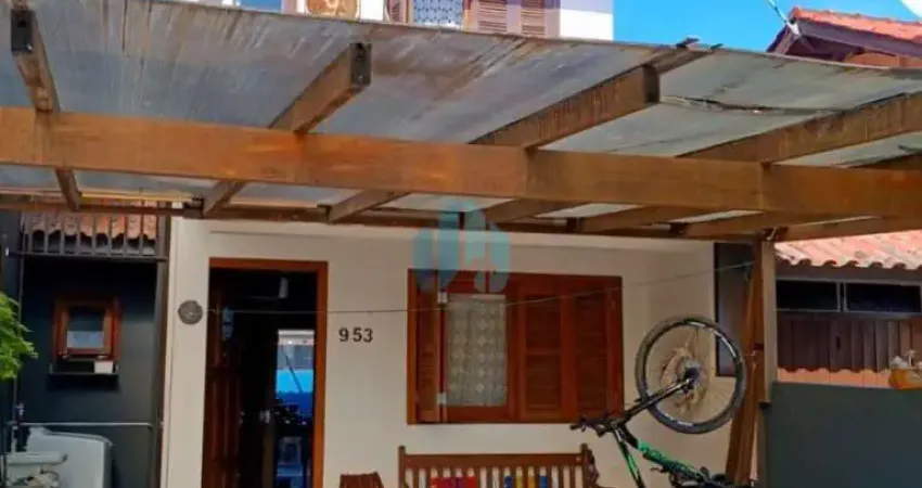 Casa Próxima ao Centro da Cidade, Pinguirito | Garopaba - SC