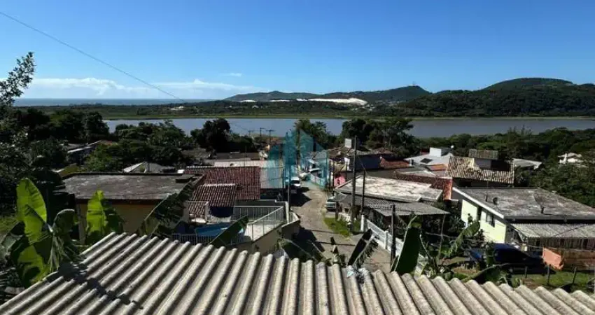 Casa com Vista Exuberante p/ Lagoa, Costa de Macacu | Garopaba - SC