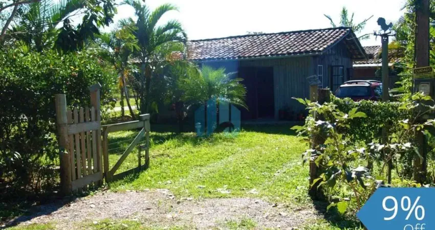 Amplo Terreno com Duas Casas na Geral da Praia da Barra, Cerca de 2 km do Mar, Encantada | Garopaba - SC