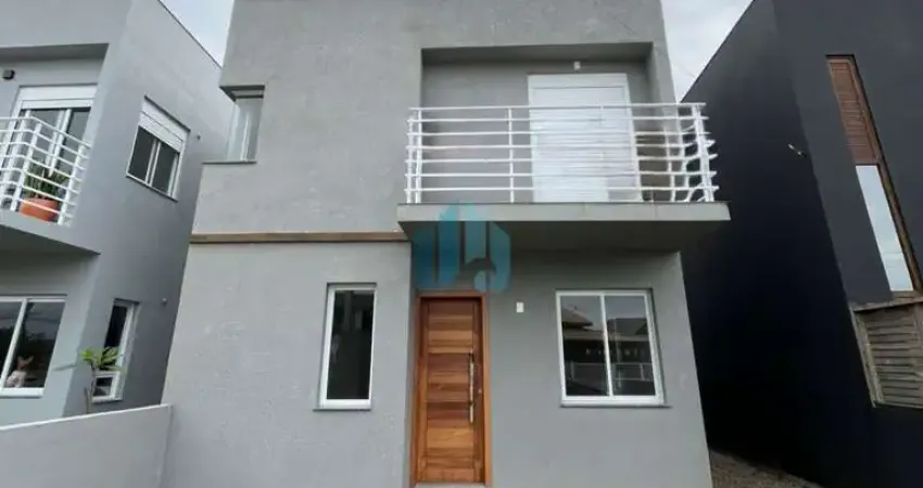 Bela Casa Localizada no Loteamento Vila do Campo, Campo Duna | Garopaba - SC