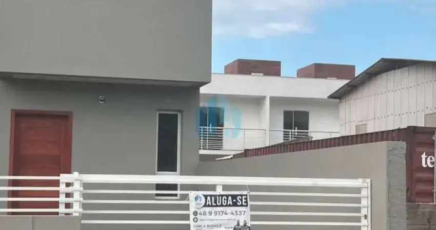 Bela Casa Nova a Poucos Minutos do Centro da Cidade, Areias de Palhocinha | Garopaba - SC