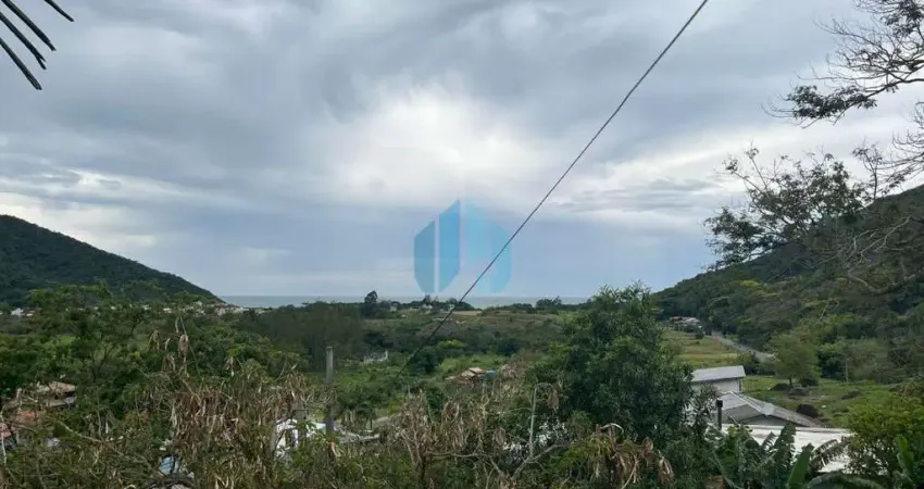 Casa com linda vista p/ praia e costão, próxima a cachoeira e praia do siriú, siriú | garopaba - sc