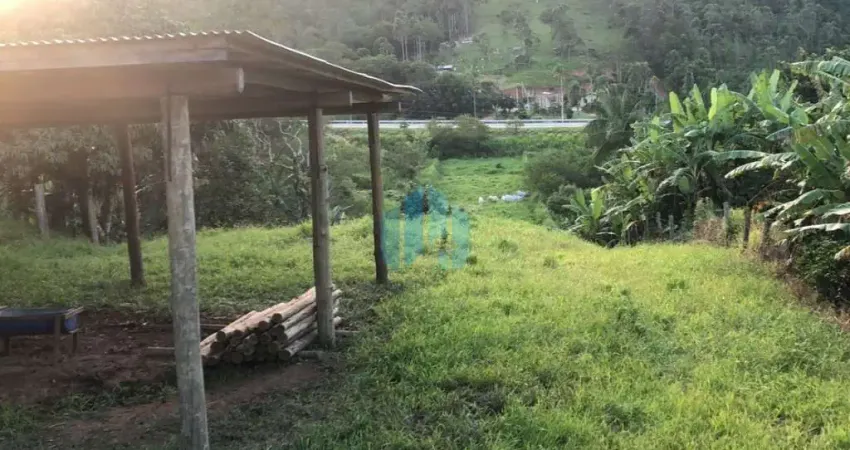 Terreno à venda no Morro Agudo, Paulo Lopes