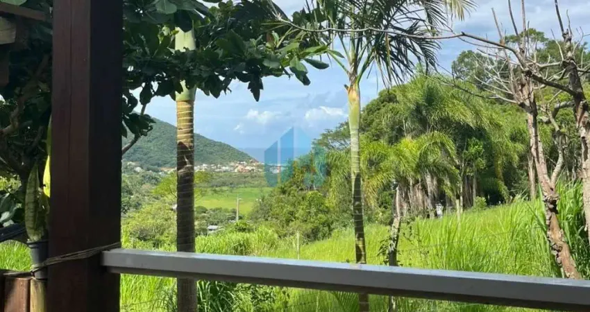 Casa Próxima a Cachoeira e Praia do Siriú, Siriú | Garopaba - SC