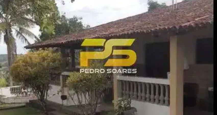 Casa sitio com 03 quartos por 3 mil reais/mês proximo a praia bela