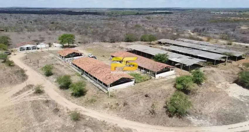 Fazenda com 1 sala à venda no Centro, Taperoá
