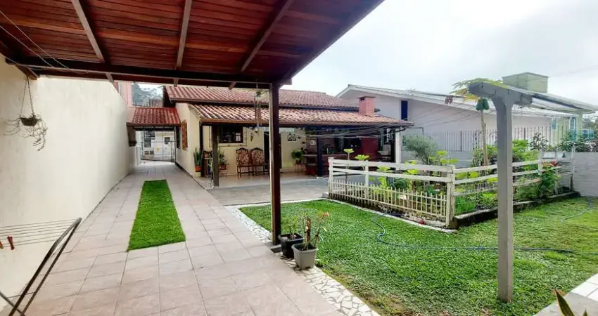 Casa à Venda no Villa Dourada Bairro Bela Vista São José
