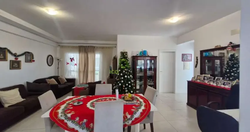Apartamento 2 dormitórios mobiliado em Barreiros com vista para o mar.