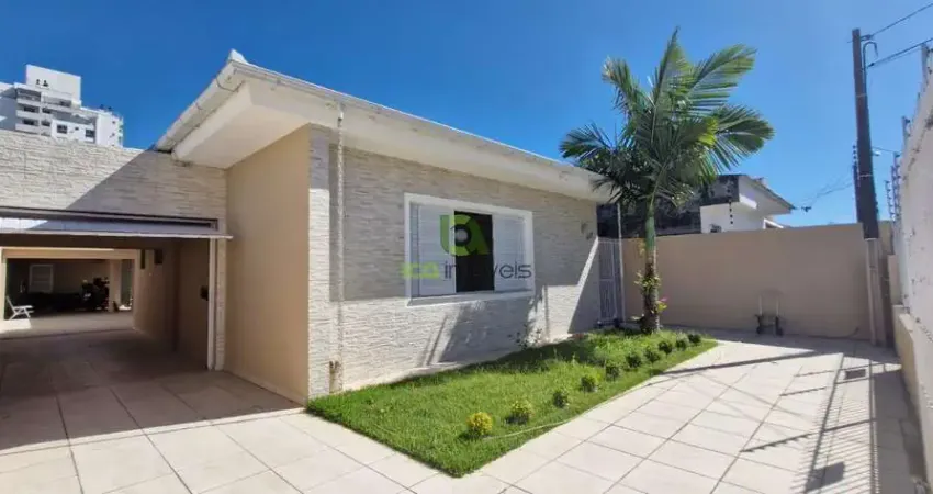 Linda casa com 4 dormitórios no Jardim Atlântico Florianópolis SC